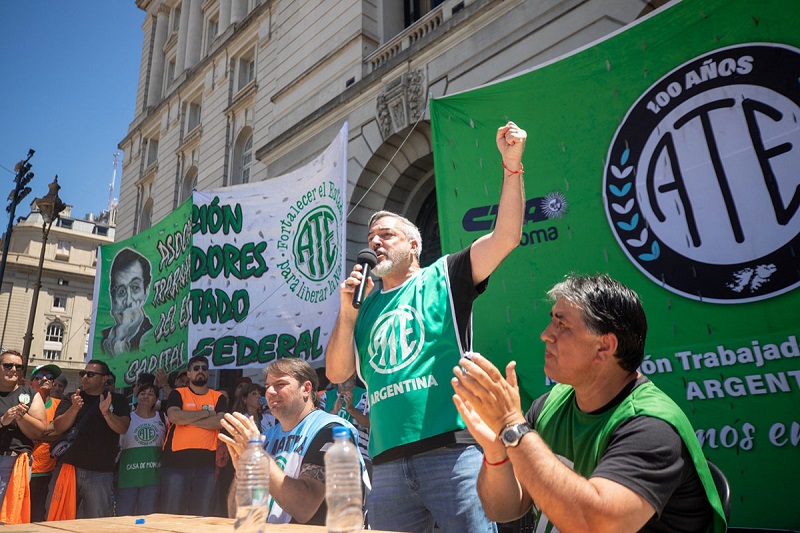 Nuevo aumento para estatales: 6,6% más un bono por única vez con el aval de UPCN y el rechazo de ATE Nuevo aumento para estatales: 6,6% más un bono por única vez con el aval de UPCN y el rechazo de ATE