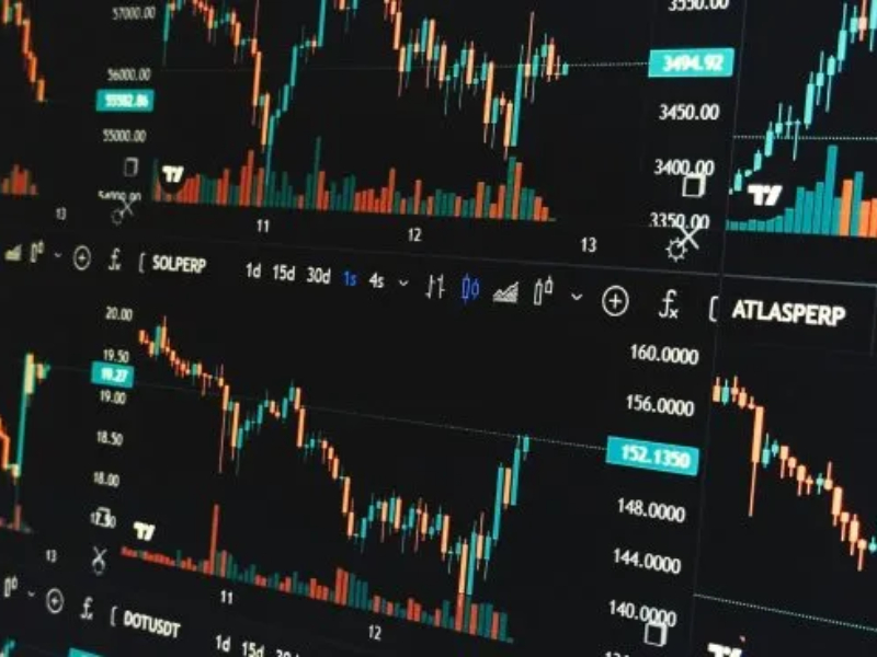 El riesgo país se hunde por debajo de los 450 puntos, vuelan los bonos y los ADRs escalan hasta 11% El riesgo país se hunde por debajo de los 450 puntos, vuelan los bonos y los ADRs escalan hasta 11%