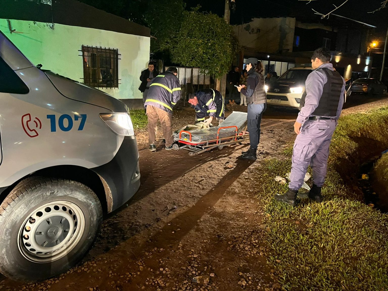 Dos detenidos tras aplicarle una golpiza a un joven