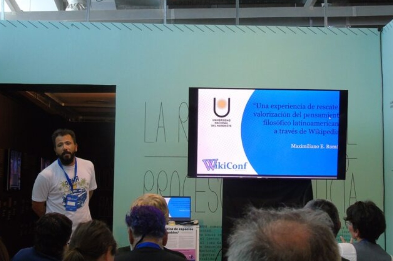 Estudiantes de filosofía impulsan el rescate del pensamiento latinoamericano en Wikipedia Estudiantes de filosofía impulsan el rescate del pensamiento latinoamericano en Wikipedia