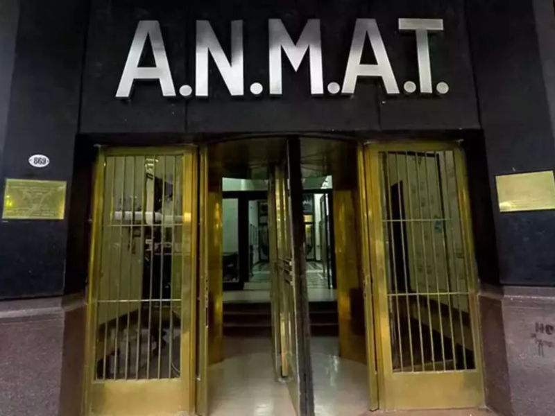 La ANMAT prohibió la venta de una serie de cremas faciales y los cosméticos de cuatro marcas La ANMAT prohibió la venta de una serie de cremas faciales y los cosméticos de cuatro marcas