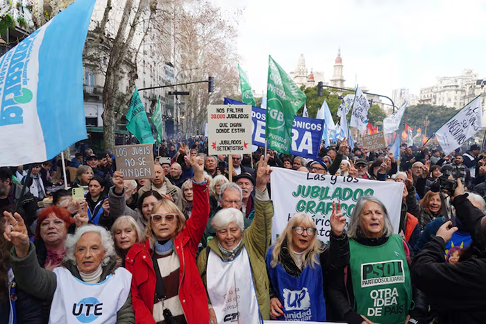 Centrales obreras retoman el plan de lucha en la calle contra el ajuste de Milei Centrales obreras retoman el plan de lucha en la calle contra el ajuste de Milei