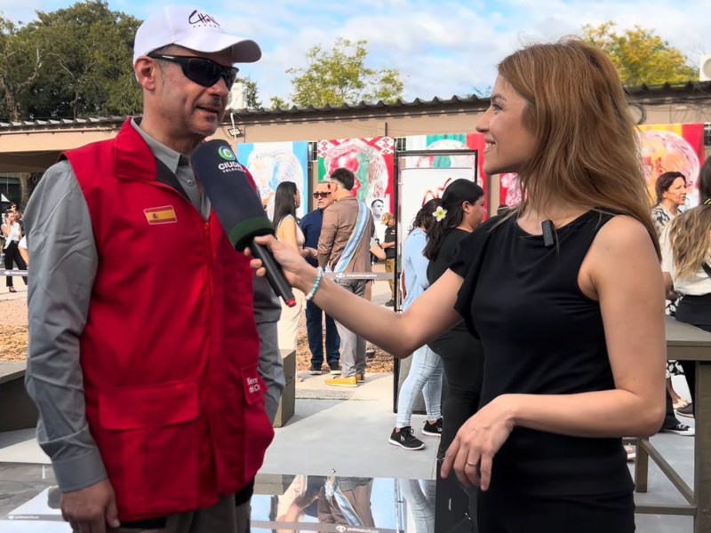 Bienal 2026: “Es una obra que reflexiona sobre las tensiones y el giro de la materia”, explicó el escultor español Bienal 2026: “Es una obra que reflexiona sobre las tensiones y el giro de la materia”, explicó el escultor español