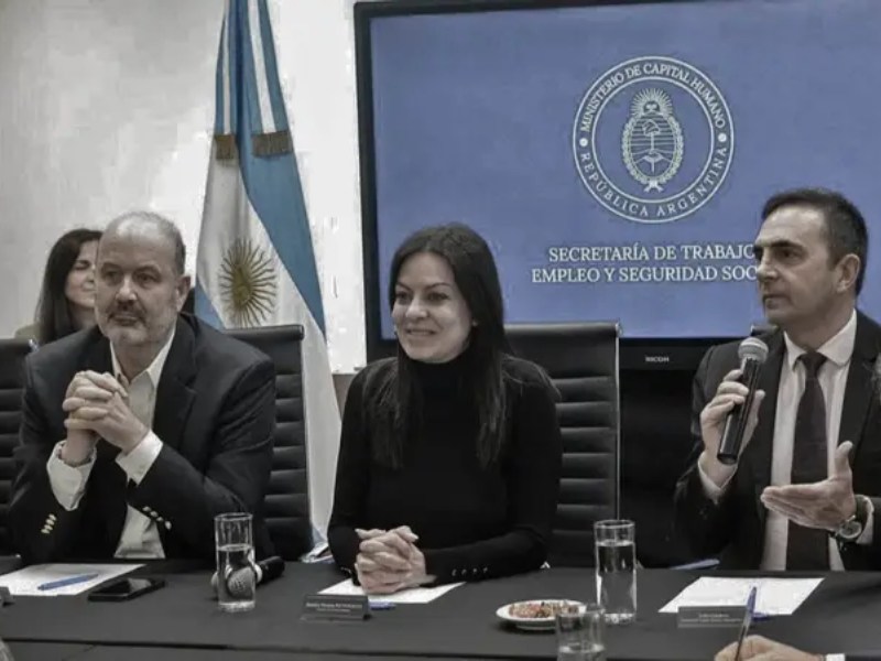 Reforma laboral: naufraga la renegociación de convenios por exceso de regulaciones de Sturzenegger Reforma laboral: naufraga la renegociación de convenios por exceso de regulaciones de Sturzenegger