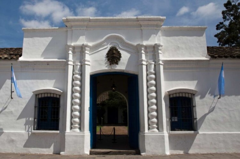 Media sanción al proyecto que busca declarar Capital Simbólica de la Argentina a la ciudad de San Miguel de Tucumán Media sanción al proyecto que busca declarar Capital Simbólica de la Argentina a la ciudad de San Miguel de Tucumán
