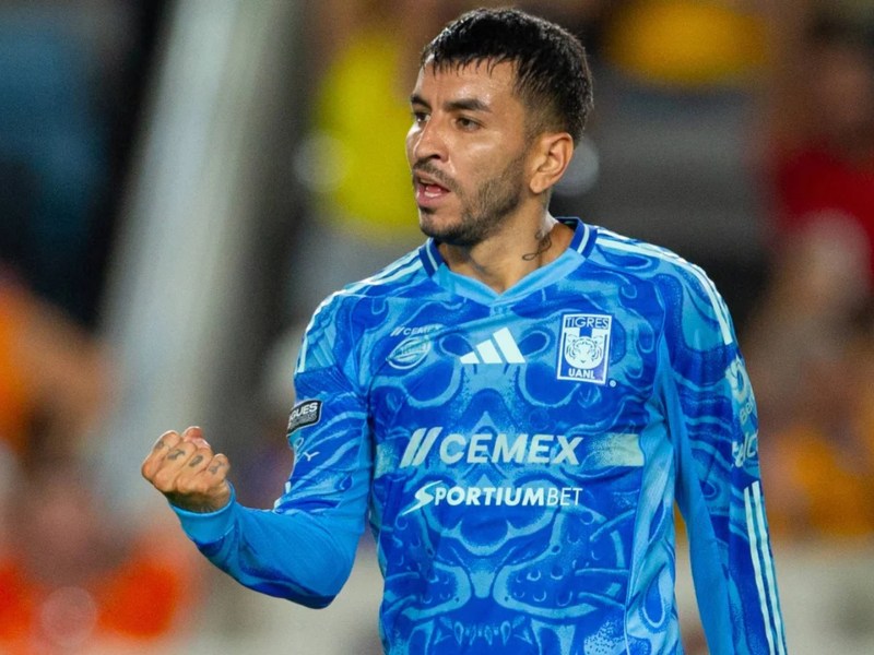 Bombazo en el mercado de pases: River cerró a Ángel Correa en una transferencia millonaria Bombazo en el mercado de pases: River cerró a Ángel Correa en una transferencia millonaria