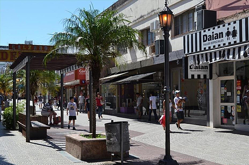 En Corrientes los comercios atenderán de corrido por partido de Argentina frente a Cabo Verde En Corrientes los comercios atenderán de corrido por partido de Argentina frente a Cabo Verde