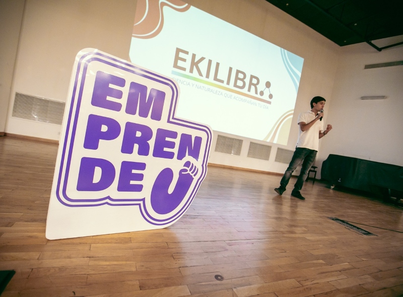 “Tu idea sale a la cancha”: se viene el Bootcamp de Emprende U “Tu idea sale a la cancha”: se viene el Bootcamp de Emprende U