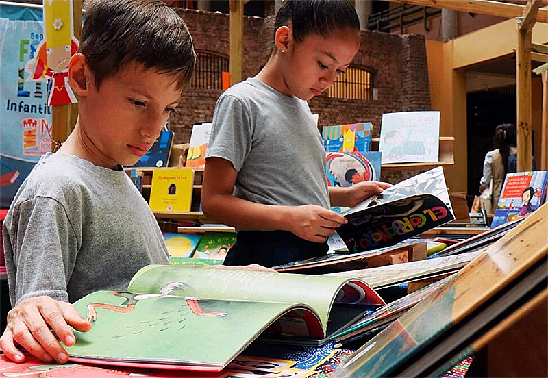 “Sería casi terminal”: el mundo del libro se une contra la desregulación que impulsa Milei “Sería casi terminal”: el mundo del libro se une contra la desregulación que impulsa Milei