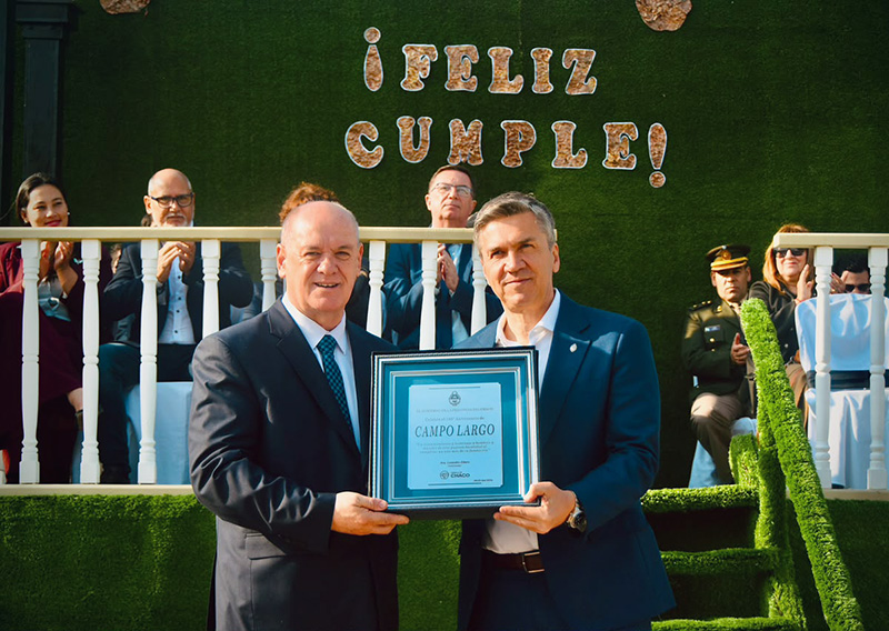 En su 105° Aniversario, Campo Largo abrió su paseo de emprendedores y se entregaron títulos de propiedad En su 105° Aniversario, Campo Largo abrió su paseo de emprendedores y se entregaron títulos de propiedad