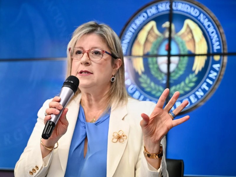 Amenazas en escuelas por redes: cambios en el protocolo de fuerzas de seguridad Amenazas en escuelas por redes: cambios en el protocolo de fuerzas de seguridad