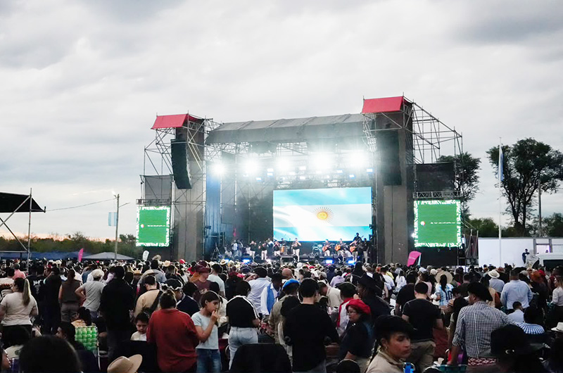Makallé vivió otra exitosa edición de la Fiesta Provincial del Ternero Makallé vivió otra exitosa edición de la Fiesta Provincial del Ternero