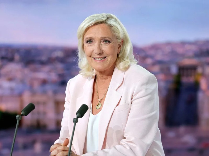 Tras la confirmación de su condena, Le Pen inició la carrera presidencial en medio de una Francia dividida Tras la confirmación de su condena, Le Pen inició la carrera presidencial en medio de una Francia dividida