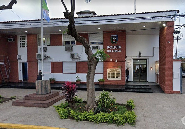 El Gobierno provincial dictó la cesantía del policía Luciano Etudie acusado de matar a su expareja El Gobierno provincial dictó la cesantía del policía Luciano Etudie acusado de matar a su expareja