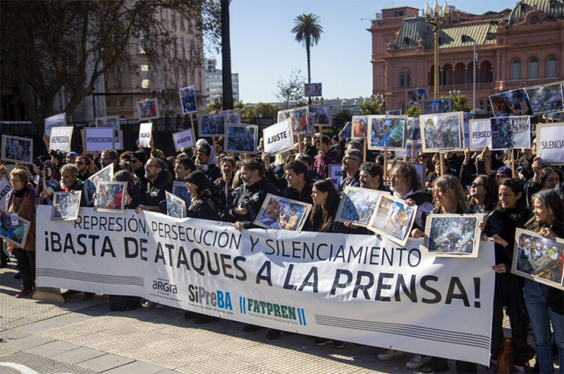 SiPreBA, FATPREN y la FIP exigieron al Gobierno nacional levantar las restricciones en Casa Rosada SiPreBA, FATPREN y la FIP exigieron al Gobierno nacional levantar las restricciones en Casa Rosada