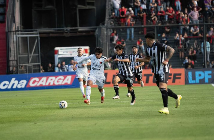 Primera Nacional: gran triunfo de Chaco For Ever en Santa Fe Primera Nacional: gran triunfo de Chaco For Ever en Santa Fe