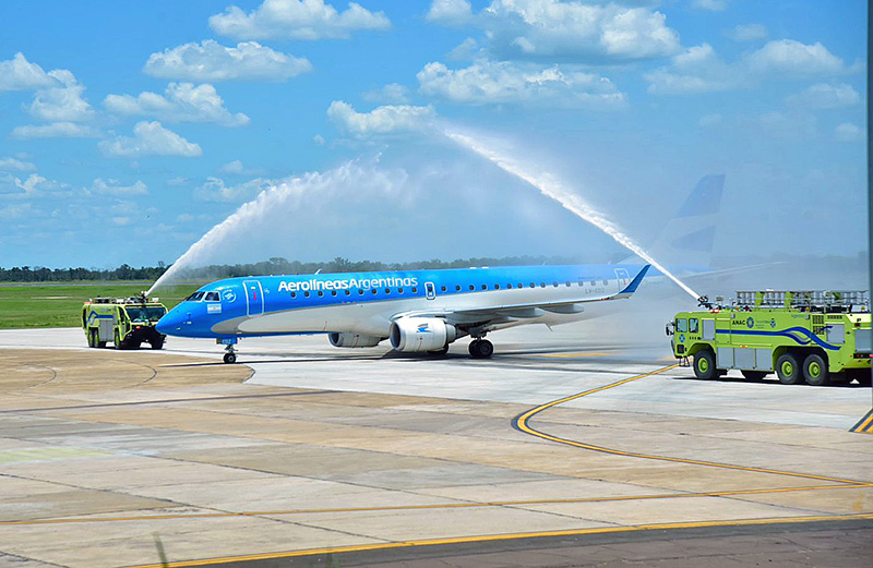 Aeropuertos de Resistencia y Corrientes, y otras ciudades, con crisis en servicios de extinción de incendios Aeropuertos de Resistencia y Corrientes, y otras ciudades, con crisis en servicios de extinción de incendios