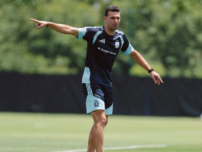 Lionel Scaloni cumple 100 partidos como entrenador de la Selección argentina en el cruce ante Cabo Verde Lionel Scaloni cumple 100 partidos como entrenador de la Selección argentina en el cruce ante Cabo Verde