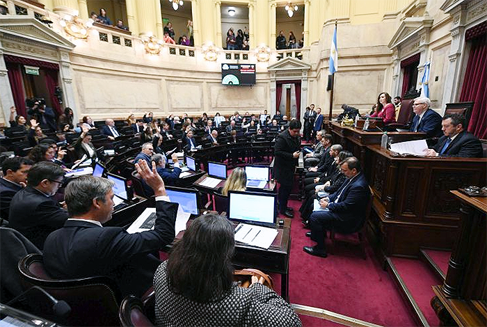Senado: el oficialismo pidió postergar tres semanas el tratamiento de la reforma sobre propiedad privada Senado: el oficialismo pidió postergar tres semanas el tratamiento de la reforma sobre propiedad privada