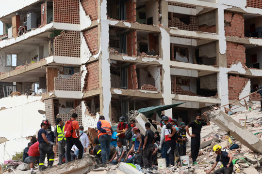 Terremotos en Venezuela: sube a 2295 la cifra de personas fallecidas Terremotos en Venezuela: sube a 2295 la cifra de personas fallecidas