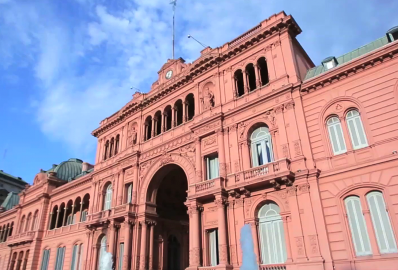La Casa Rosada busca reunir a los gobernadores antes del 9 de Julio para negociar las reformas La Casa Rosada busca reunir a los gobernadores antes del 9 de Julio para negociar las reformas