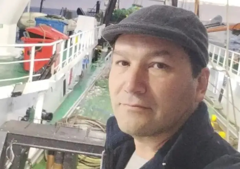 Dieron por finalizada la búsqueda del embarcadizo correntino que cayó al mar Dieron por finalizada la búsqueda del embarcadizo correntino que cayó al mar