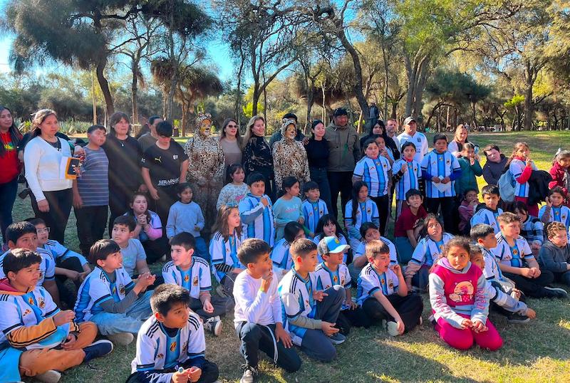 Cientos de estudiantes celebraron Asteroid Day en Campo del Cielo Cientos de estudiantes celebraron Asteroid Day en Campo del Cielo