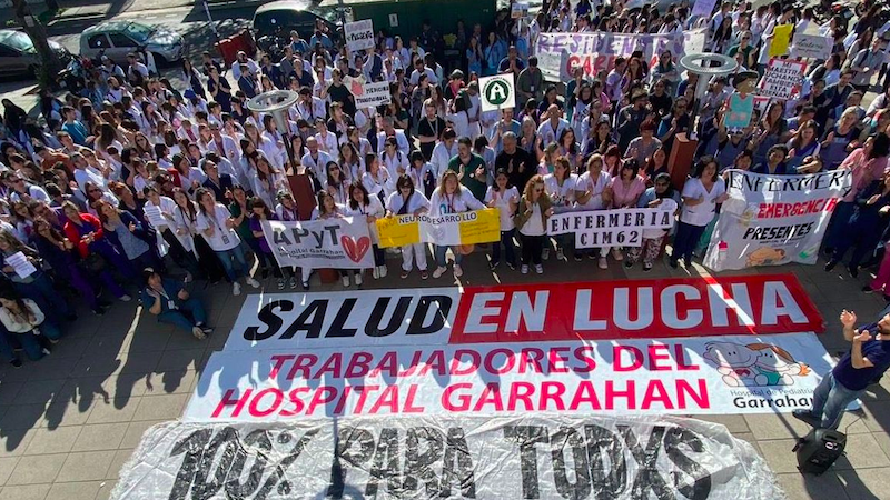La Justicia ratificó que “protestar no es delito” y falló a favor de los trabajadores del Hospital Garrahan La Justicia ratificó que “protestar no es delito” y falló a favor de los trabajadores del Hospital Garrahan