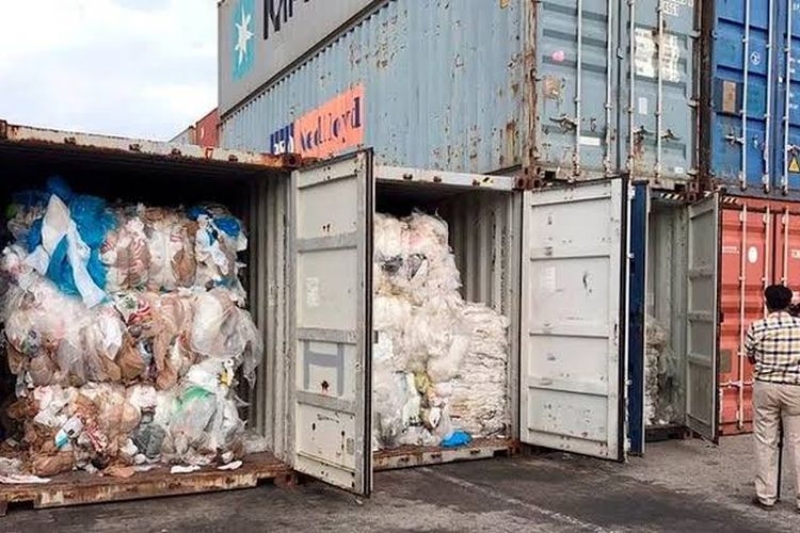 Alertan por el impacto ambiental de la llegada de residuos tóxicos y metales pesados tras la desregulación de la importación Alertan por el impacto ambiental de la llegada de residuos tóxicos y metales pesados tras la desregulación de la importación