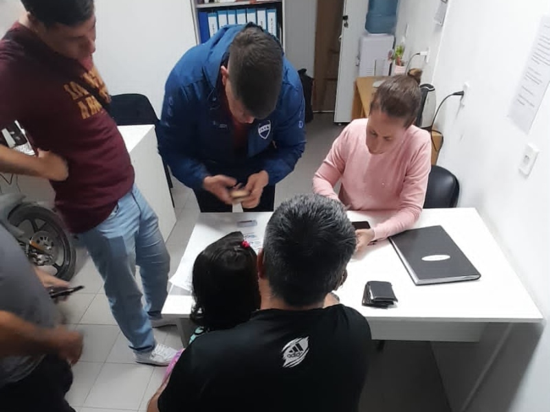 Hallaron a la niña chilena que era buscada tras ser trasladada sin autorización desde Paraguay Hallaron a la niña chilena que era buscada tras ser trasladada sin autorización desde Paraguay