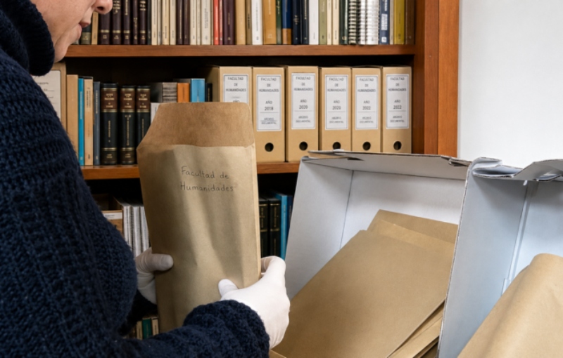 Mujeres de ciencia y memoria: becarias de Humanidades reconstruyen la historia de Chaco y Corrientes Mujeres de ciencia y memoria: becarias de Humanidades reconstruyen la historia de Chaco y Corrientes