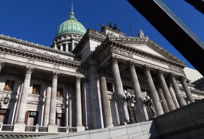 Advierten por el posible desmantelamiento de la Oficina del Presupuesto del Congreso Advierten por el posible desmantelamiento de la Oficina del Presupuesto del Congreso