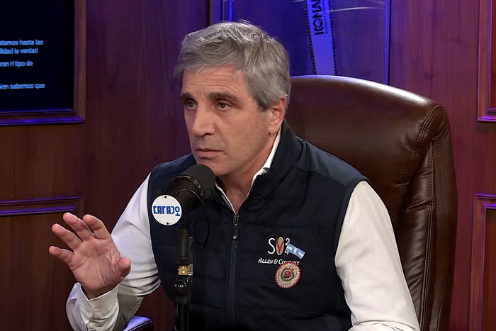 Caputo descartó ayuda a quienes se endeudaron para comprar alimentos: “Que se hagan cargo de sus decisiones” Caputo descartó ayuda a quienes se endeudaron para comprar alimentos: “Que se hagan cargo de sus decisiones”
