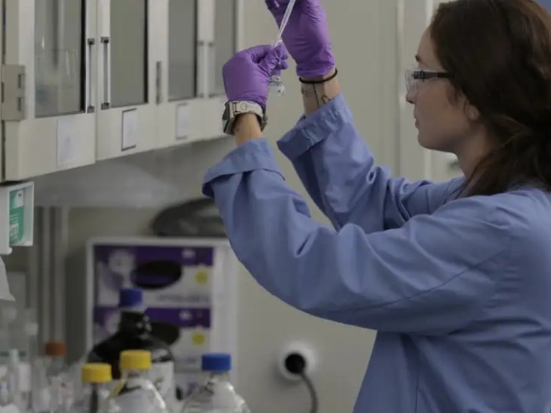 La vacuna personalizada contra el melanoma entusiasma a los oncólogos, pero aún faltan datos clave La vacuna personalizada contra el melanoma entusiasma a los oncólogos, pero aún faltan datos clave