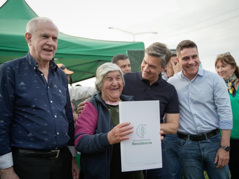 Mensuras para vecinos del Barrio 10 de Mayo: “Seguramente el año que viene vamos a estar entregando los títulos”, anunció Zdero Mensuras para vecinos del Barrio 10 de Mayo: “Seguramente el año que viene vamos a estar entregando los títulos”, anunció Zdero