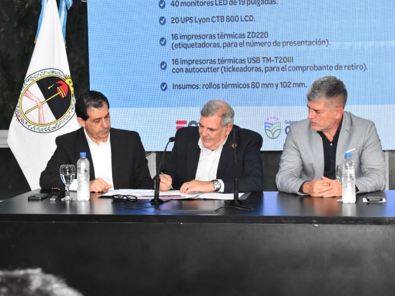 Chaco fortalece la modernización del Estado con nueva tecnología para los registros civiles Chaco fortalece la modernización del Estado con nueva tecnología para los registros civiles