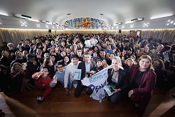 “Contamos con una juventud que sabe lo que quiere y exige que defendamos la educación” “Contamos con una juventud que sabe lo que quiere y exige que defendamos la educación”