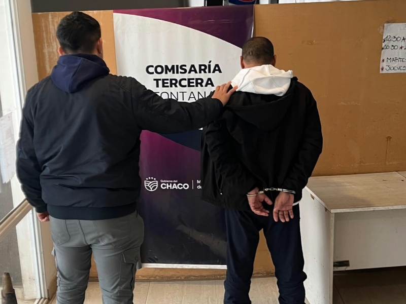 Prófugo investigado por un homicidio ocurrido en Colonias Unidas se presentó y quedó detenido Prófugo investigado por un homicidio ocurrido en Colonias Unidas se presentó y quedó detenido