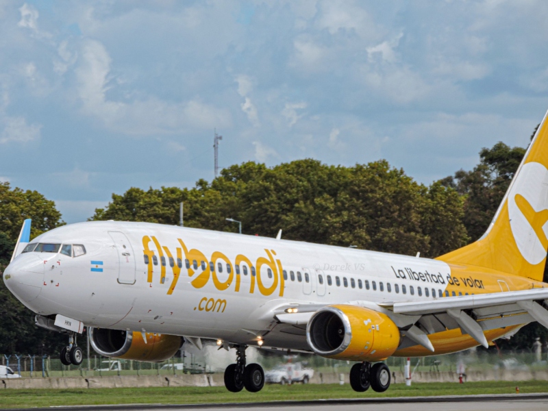 Condenan a Flybondi por cancelar dos vuelos pero descartan el daño punitivo por el DNU 70/2023 Condenan a Flybondi por cancelar dos vuelos pero descartan el daño punitivo por el DNU 70/2023