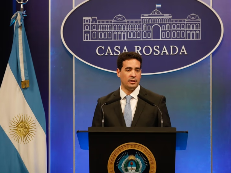 Ravier dice que “la motosierra no se apagará” y vaticinó la reelección de Milei “en primera vuelta” Ravier dice que “la motosierra no se apagará” y vaticinó la reelección de Milei “en primera vuelta”