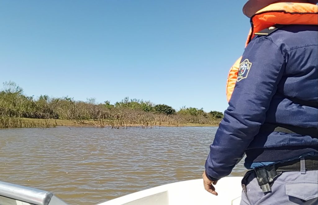 Continúa la búsqueda de Fabián Falcón con un amplio operativo por agua y costas del río Paraná Continúa la búsqueda de Fabián Falcón con un amplio operativo por agua y costas del río Paraná