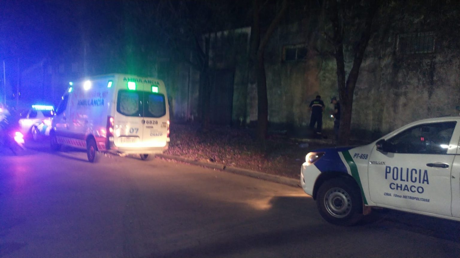 Intentó escapar por los techos y terminó herido tras caer desde una altura