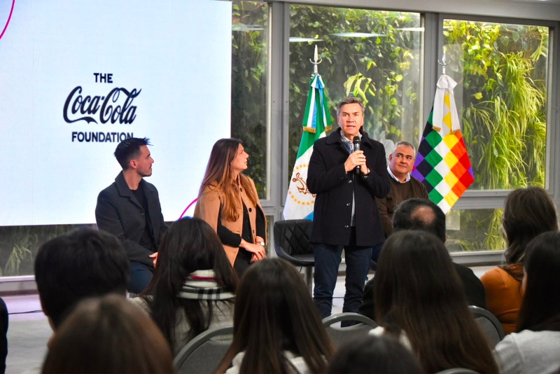 En el cierre del programa “Impulsá tu negocio”, Zdero destacó la alianza con el sector privado para generar oportunidades en Chaco En el cierre del programa “Impulsá tu negocio”, Zdero destacó la alianza con el sector privado para generar oportunidades en Chaco