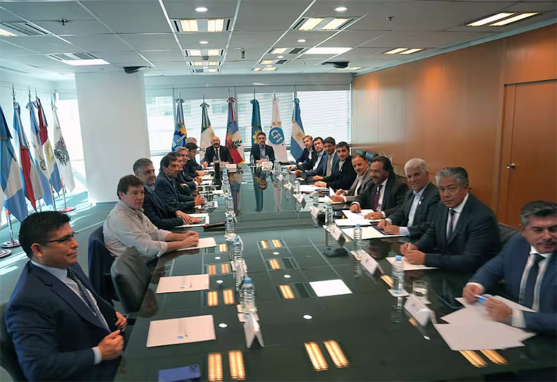 En octubre Gobernadores animarán una cumbre en CABA por el Presupuesto 2027 y la reforma electoral En octubre Gobernadores animarán una cumbre en CABA por el Presupuesto 2027 y la reforma electoral