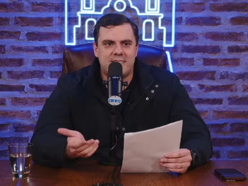 Indagaron al influencer libertario “Gordo Dan” por una denuncia del diputado Paulón Indagaron al influencer libertario “Gordo Dan” por una denuncia del diputado Paulón