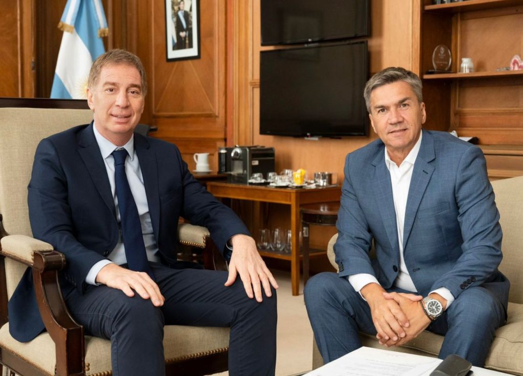 Casa Rosada anunció que Zdero se reune con Santilli por el Presupuesto y la suspensión de las PASO Casa Rosada anunció que Zdero se reune con Santilli por el Presupuesto y la suspensión de las PASO