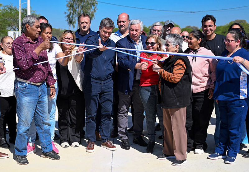 Zdero inauguró nuevos accesos a Charadai y destacó el avance de la Ruta 13 Zdero inauguró nuevos accesos a Charadai y destacó el avance de la Ruta 13