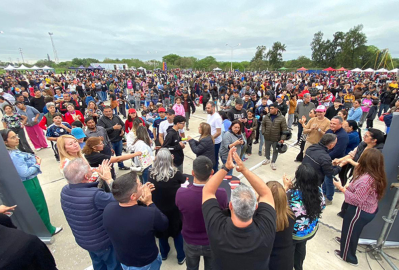 Chaco cerró agosto con gran jornada en Barranqueras por los Derechos de los Niños Chaco cerró agosto con gran jornada en Barranqueras por los Derechos de los Niños