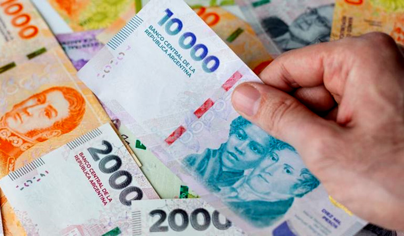 El salario real registrado en el sector privado tuvo leve mejora en julio, pero sigue 4% debajo del pico de la era Milei El salario real registrado en el sector privado tuvo leve mejora en julio, pero sigue 4% debajo del pico de la era Milei