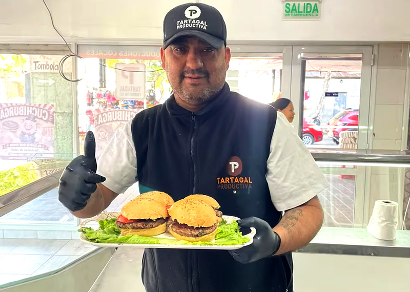 Cuchiburga, el medallón nutritivo que comercializa el municipio de Tartagal Cuchiburga, el medallón nutritivo que comercializa el municipio de Tartagal